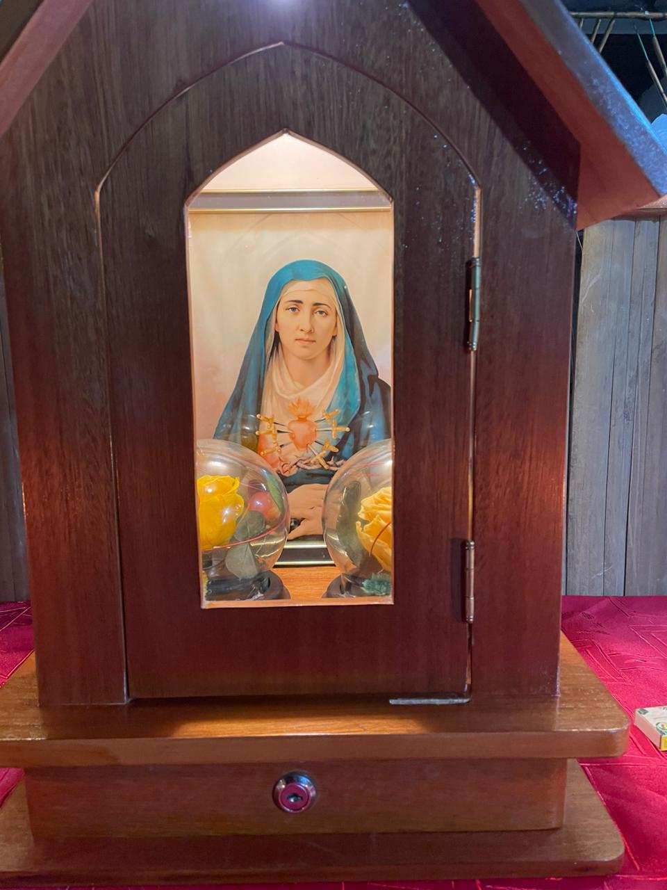 Urna Peregrina de la Virgen